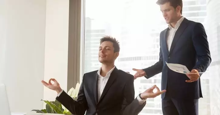 Prendre des pauses au travail augmente naturellement l’efficacité